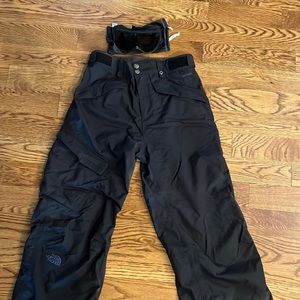 The North Face Men's Hyvent Ski Pants.  With Ski Mask